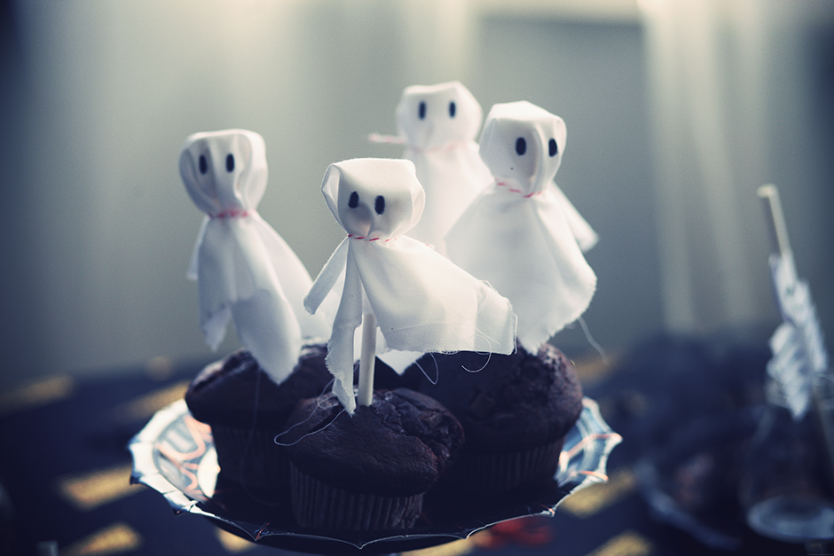 DIY Ghosts